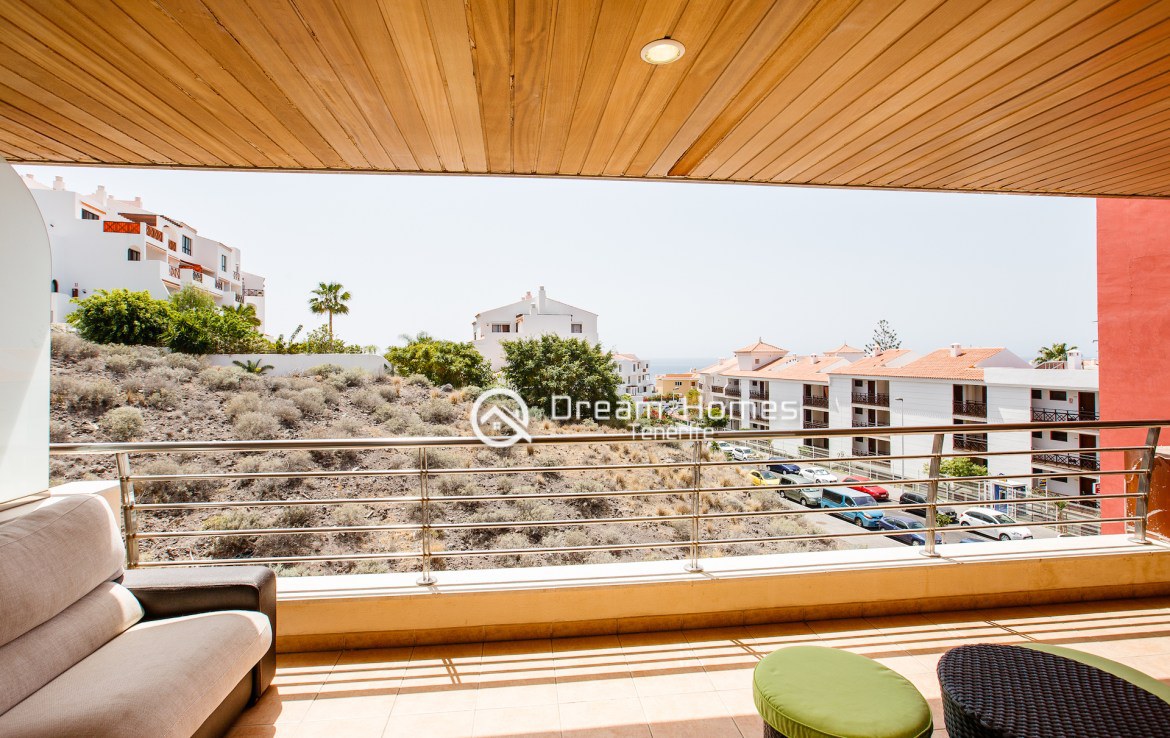 Balcon Gigantes II Two Bedroom Apartment, Puerto de Santiago Terrace Real Estate Dream Homes Tenerife
