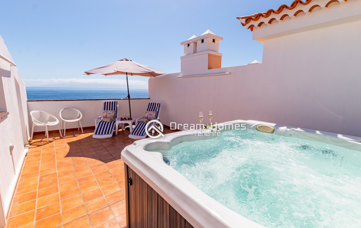For Holiday Rent Four Bedroom Ocean View Penthouse With Jacuzzi Terrace Real Estate Dream Homes Tenerife