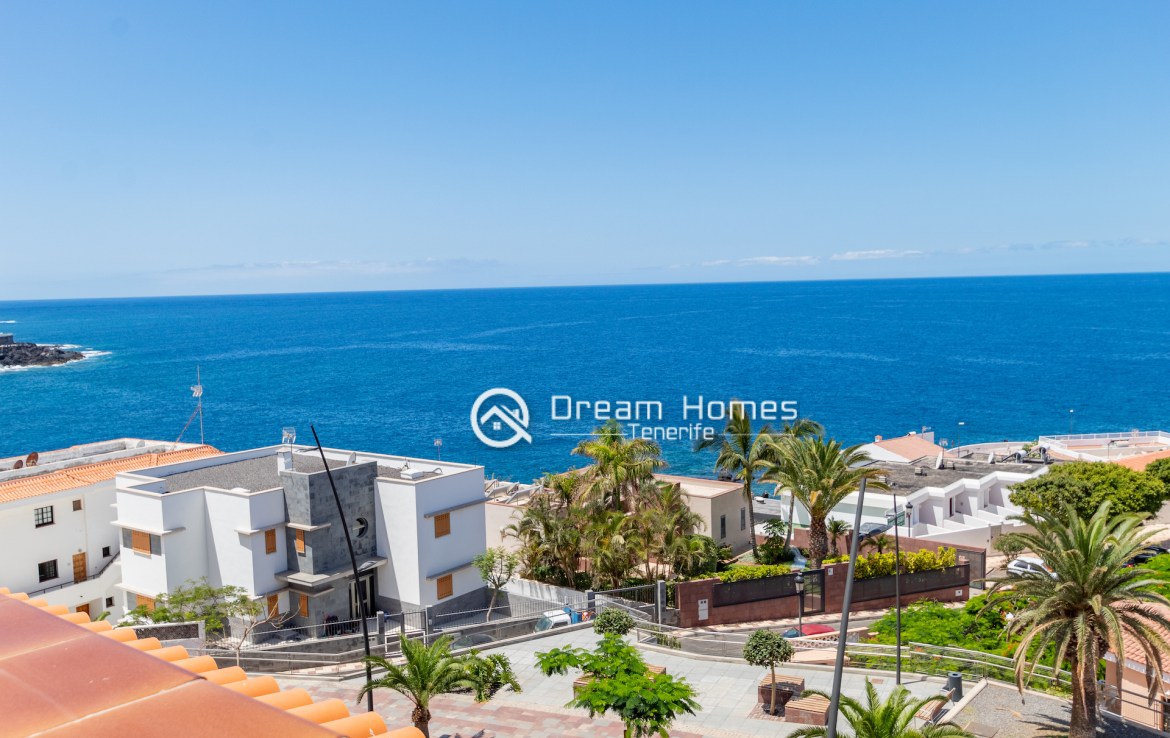 For Holiday Rent Four Bedroom Ocean View Penthouse With Jacuzzi Views Real Estate Dream Homes Tenerife