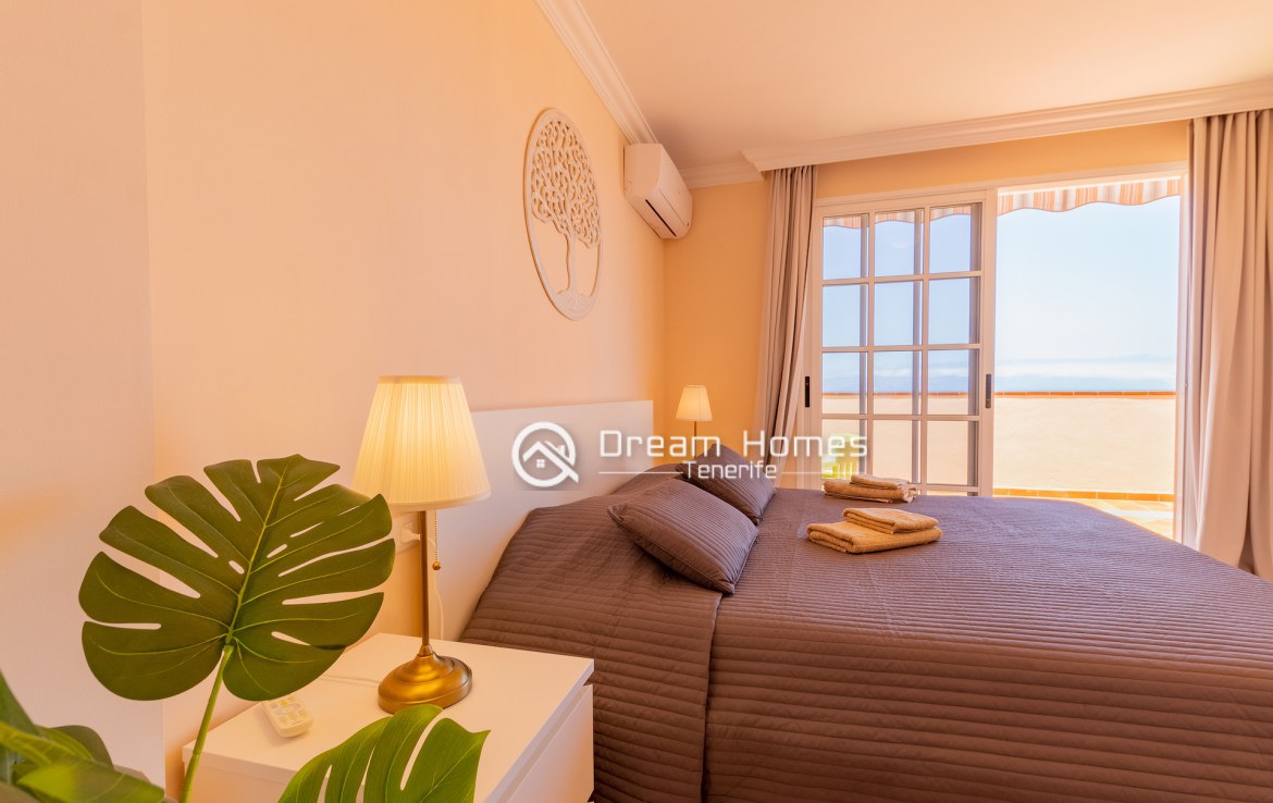 For Holiday Rent Four Bedroom Ocean View Penthouse With Jacuzzi Bedroom Real Estate Dream Homes Tenerife