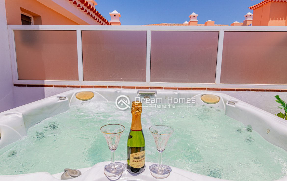 For Holiday Rent Four Bedroom Ocean View Penthouse With Jacuzzi Terrace Real Estate Dream Homes Tenerife