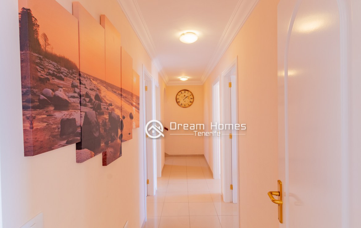 For Holiday Rent Four Bedroom Ocean View Penthouse With Jacuzzi Bedroom Real Estate Dream Homes Tenerife