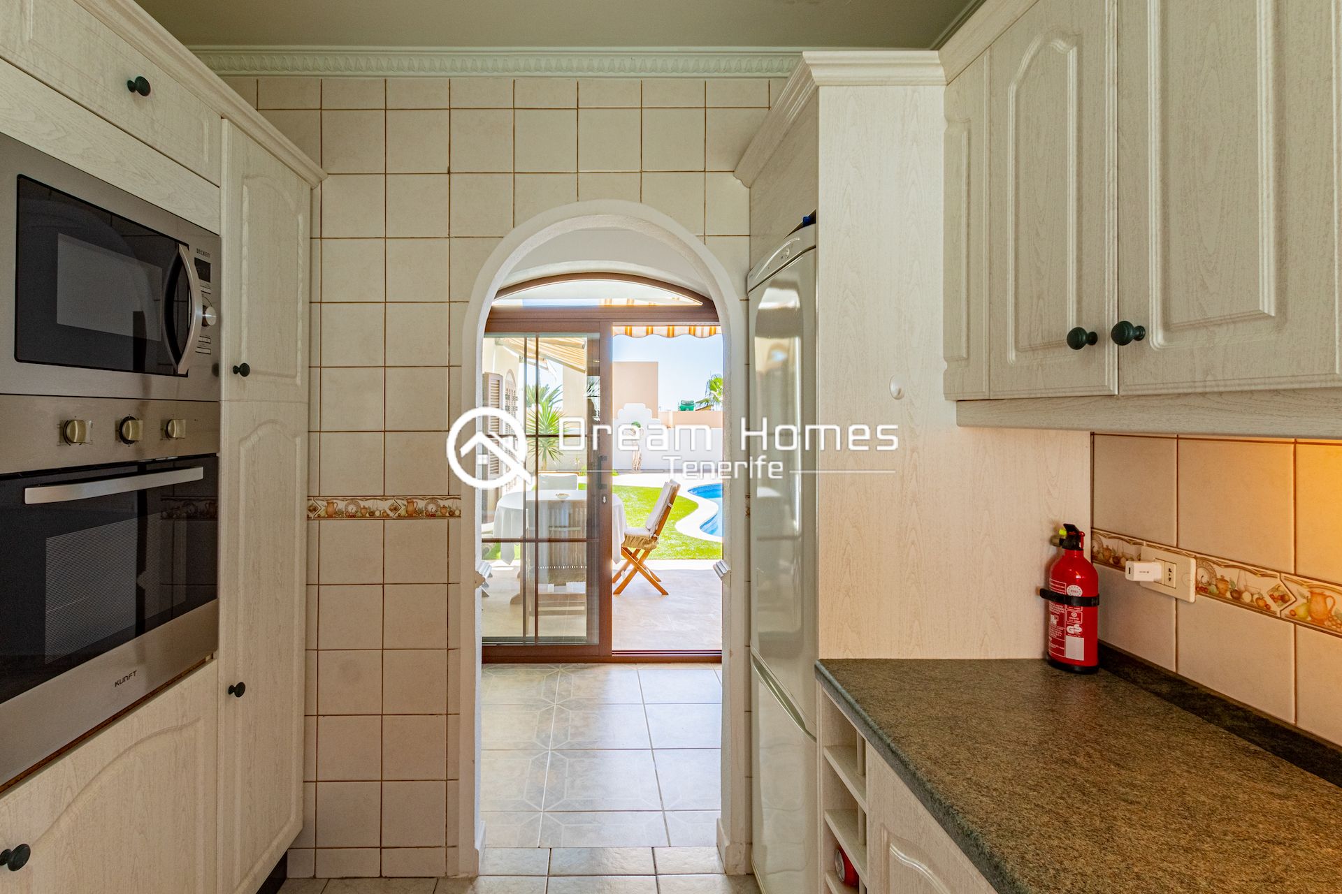 Blue Dream Villa With Private Pool Kitchen Real Estate Dream Homes Tenerife
