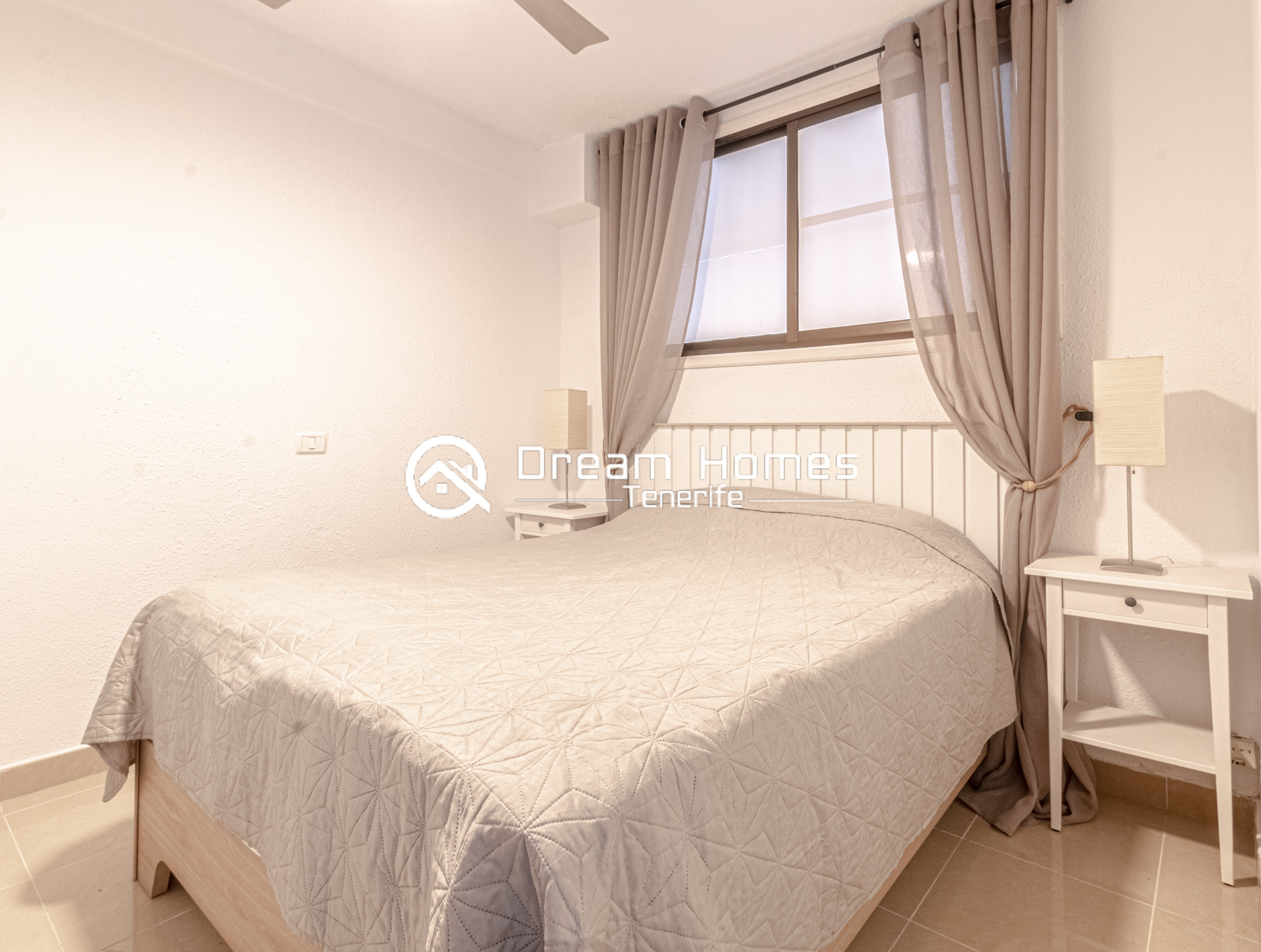 One bedroom ocean view apartment Tenerife1