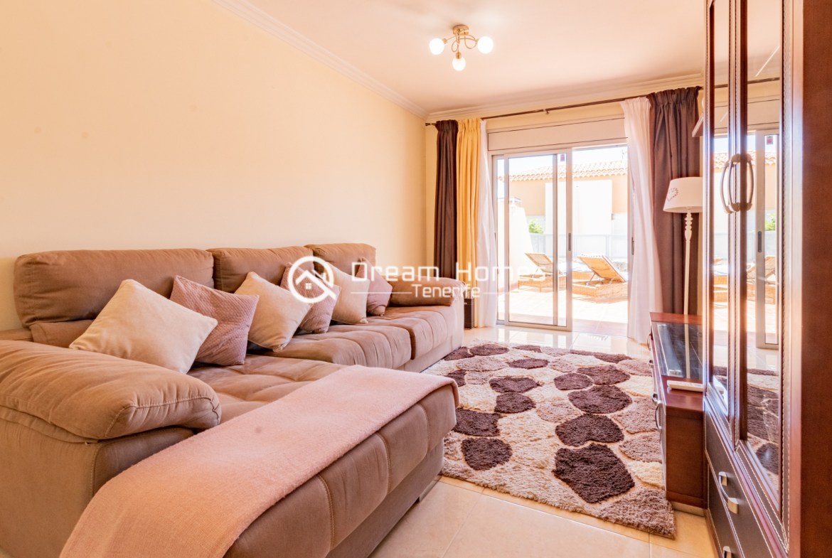 Holiday Home with Private Pool Living Room Real Estate Dream Homes Tenerife