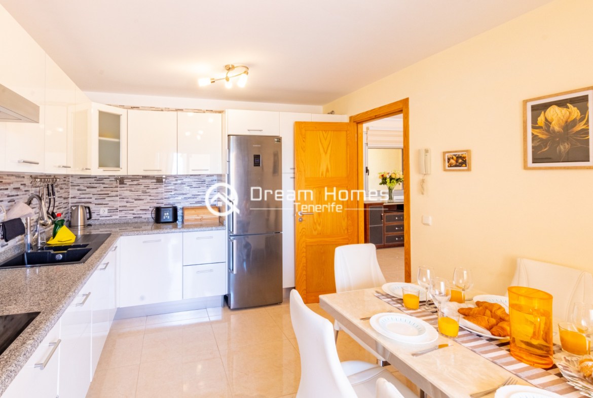 Holiday Home with Private Pool Kitchen Real Estate Dream Homes Tenerife