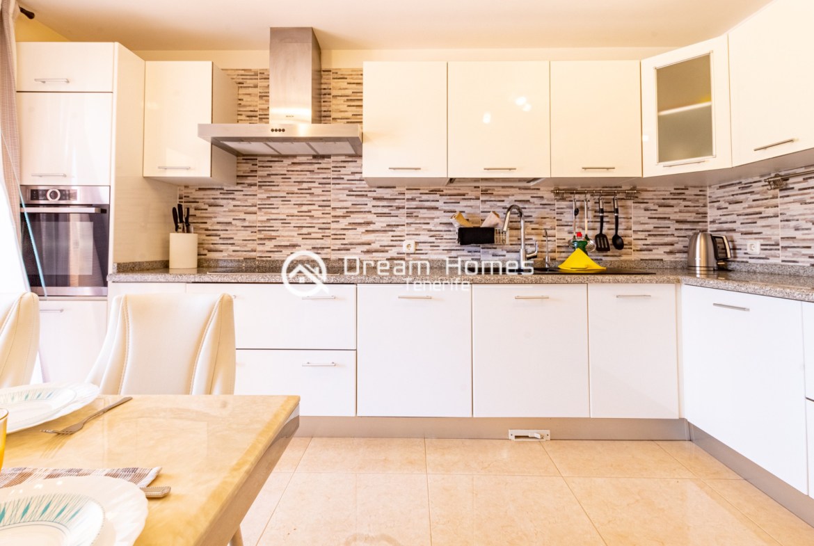 Holiday Home with Private Pool Kitchen Real Estate Dream Homes Tenerife