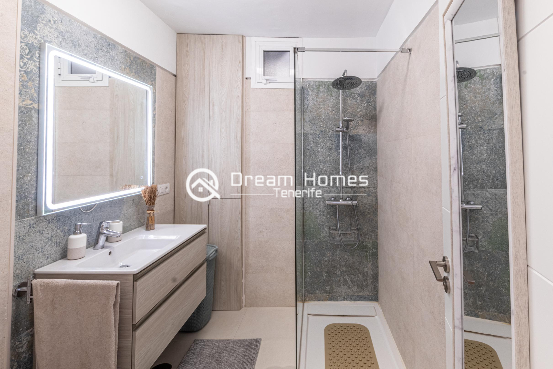 Beachfront Gem One Bedroom Apartment in Puerto de Santiago Bathroom Real Estate Dream Homes Tenerife