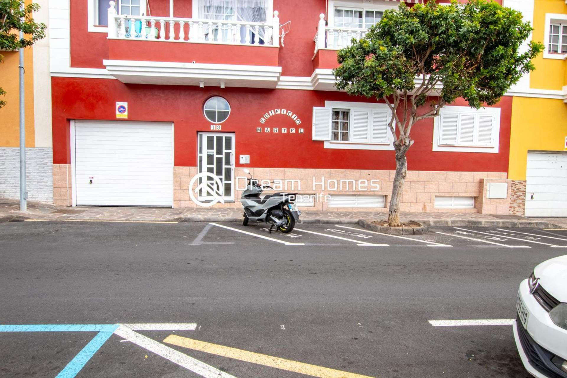 Cozy 1-Bed Penthouse with a View Facade Real Estate Dream Homes Tenerife