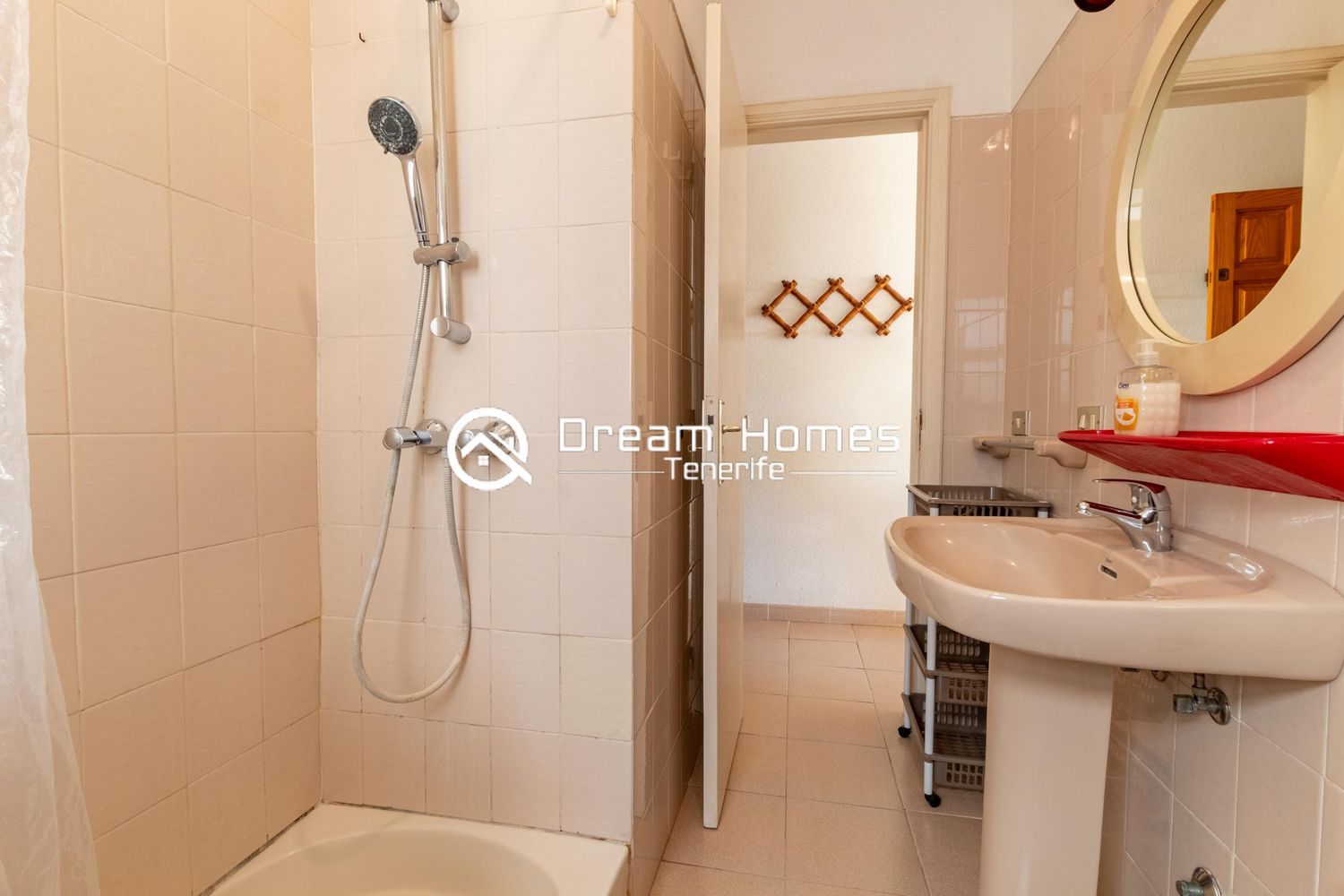 Bright & Airy Apartment with Sea Views Bathroom Real Estate Dream Homes Apartment