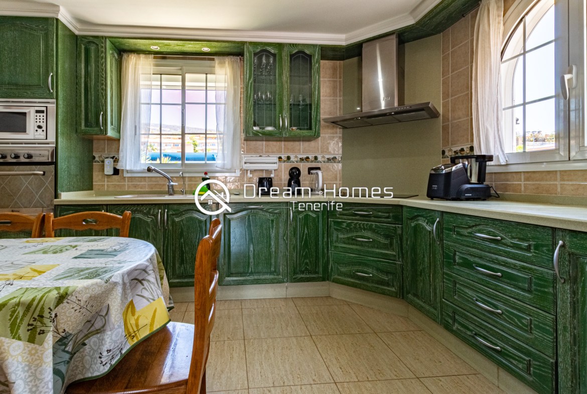 Villa Mirador del Atlantico With Heated Pool Kitchen Real Estate Dream Homes Tenerife