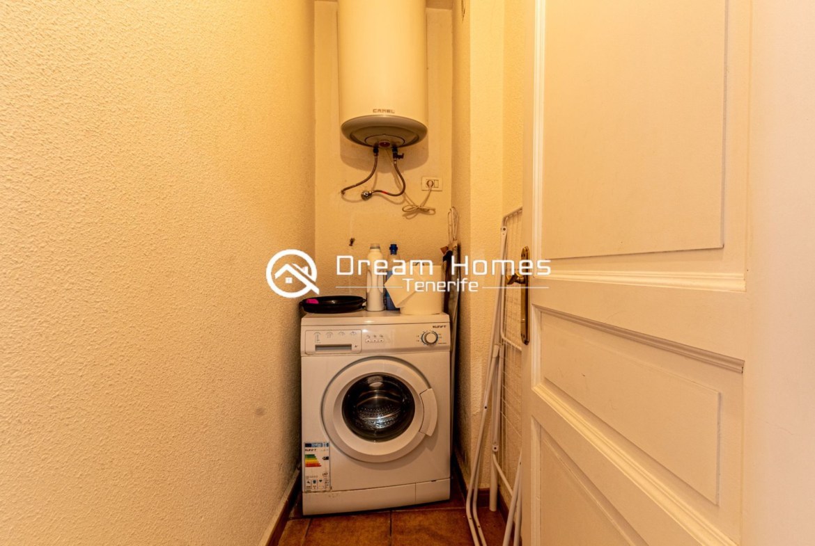 Sunny 2-Bedroom Apartment Service Area Real Estate Dream Homes Tenerife