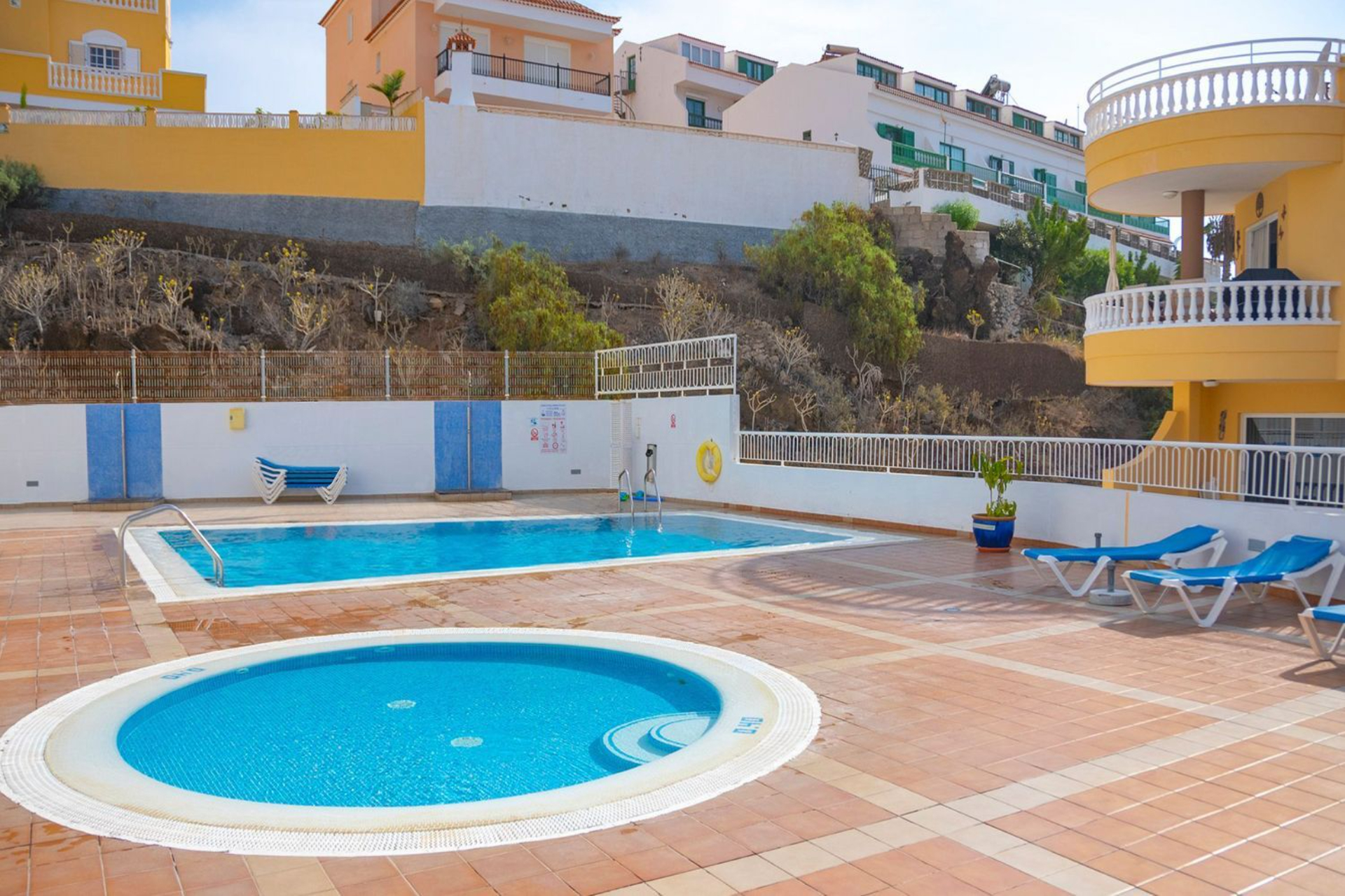 Sunny 2-Bedroom Apartment Pool Real Estate Dream Homes Tenerife