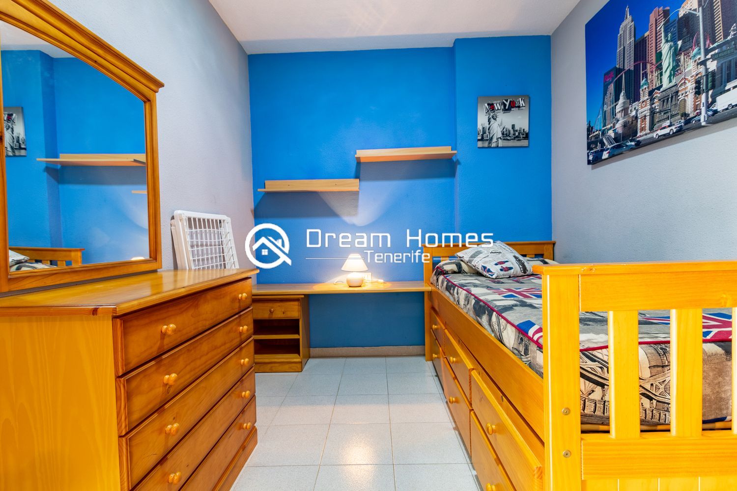 Beachside 2-Bedroom Apartment Bedroom Real Estate Dream Homes Tenerife
