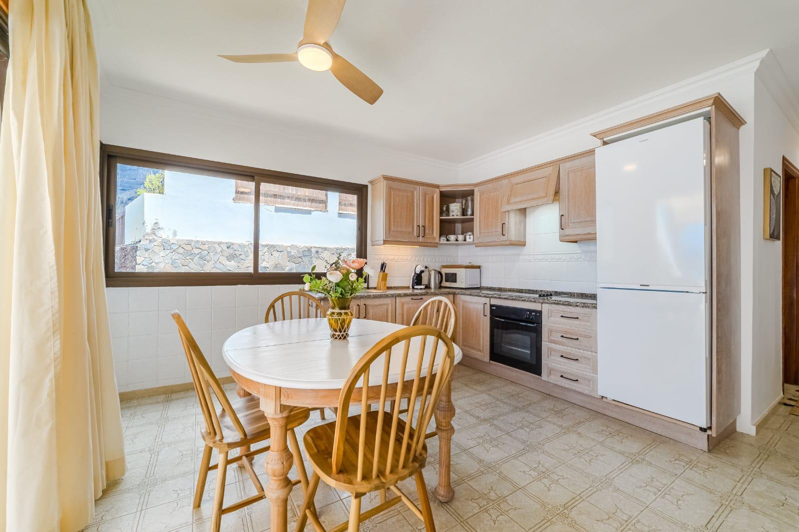 For Holiday Rent Two Bedroom Apartment Puerto de Santiago Los Gigantes Tenerife Swimming Pool Terrace Ocea View8 Sunset Dreams by Dream Homes Tenerife Kitchen Real Estate Dream Homes Tenerife