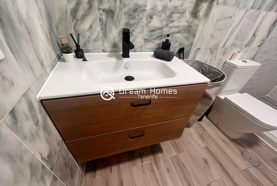High Demand 1-Bedroom Apartment Bathroom Real Estate Dream Homes Tenerife