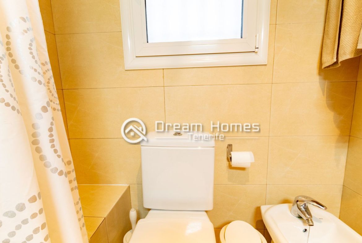 Cozy and Spacious 1BR Apartment Bathroom Real Estate Dream Homes Tenerife