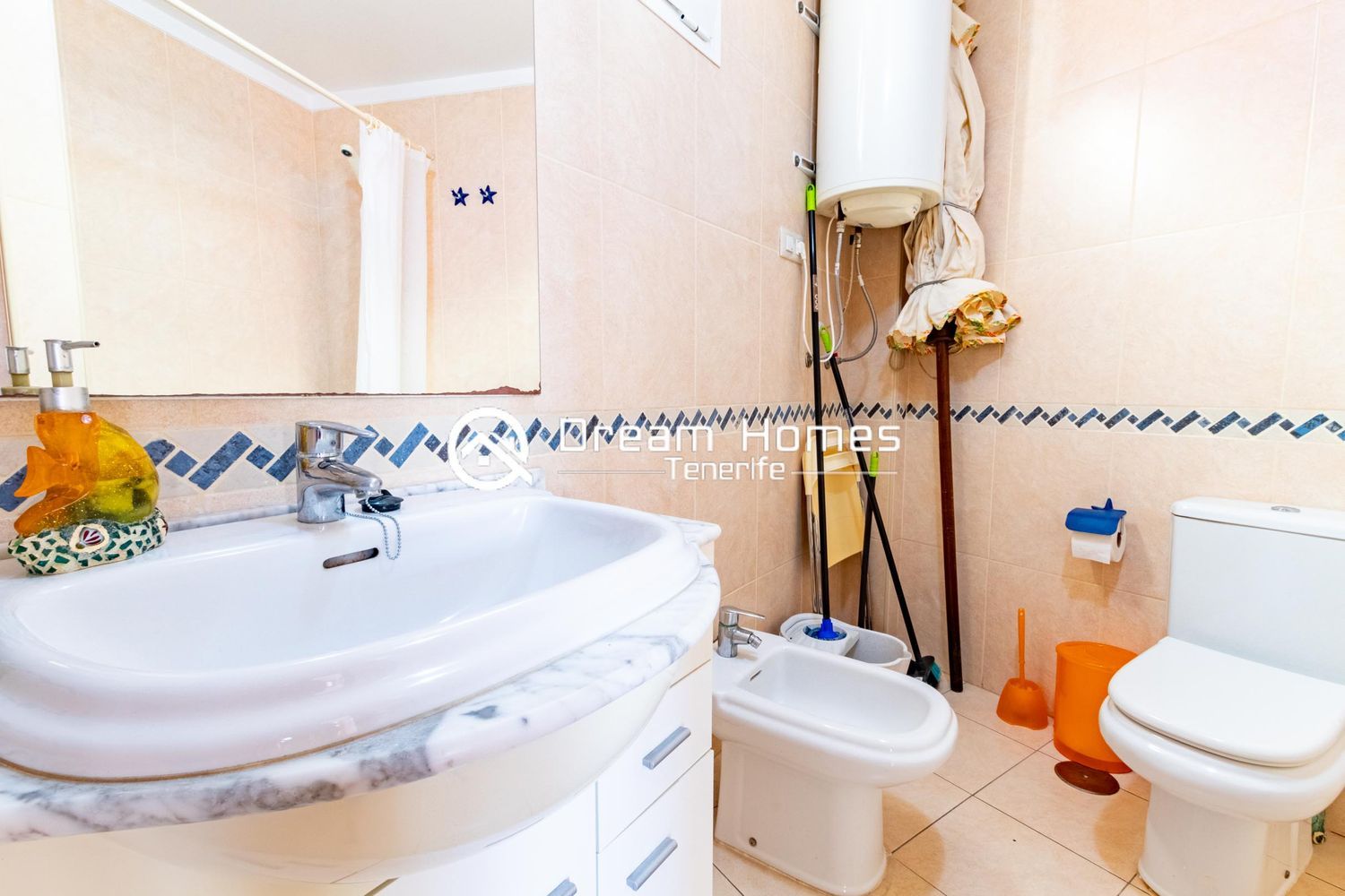 Lovely 1BR Apartment in Complex Bathroom Real Estate Dream Homes Tenerife