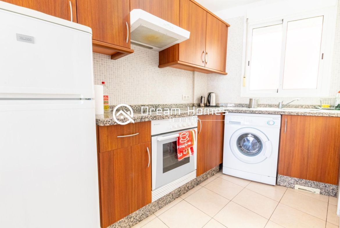 Lovely 1BR Apartment in Complex Kitchen Real Estate Dream Homes Tenerife