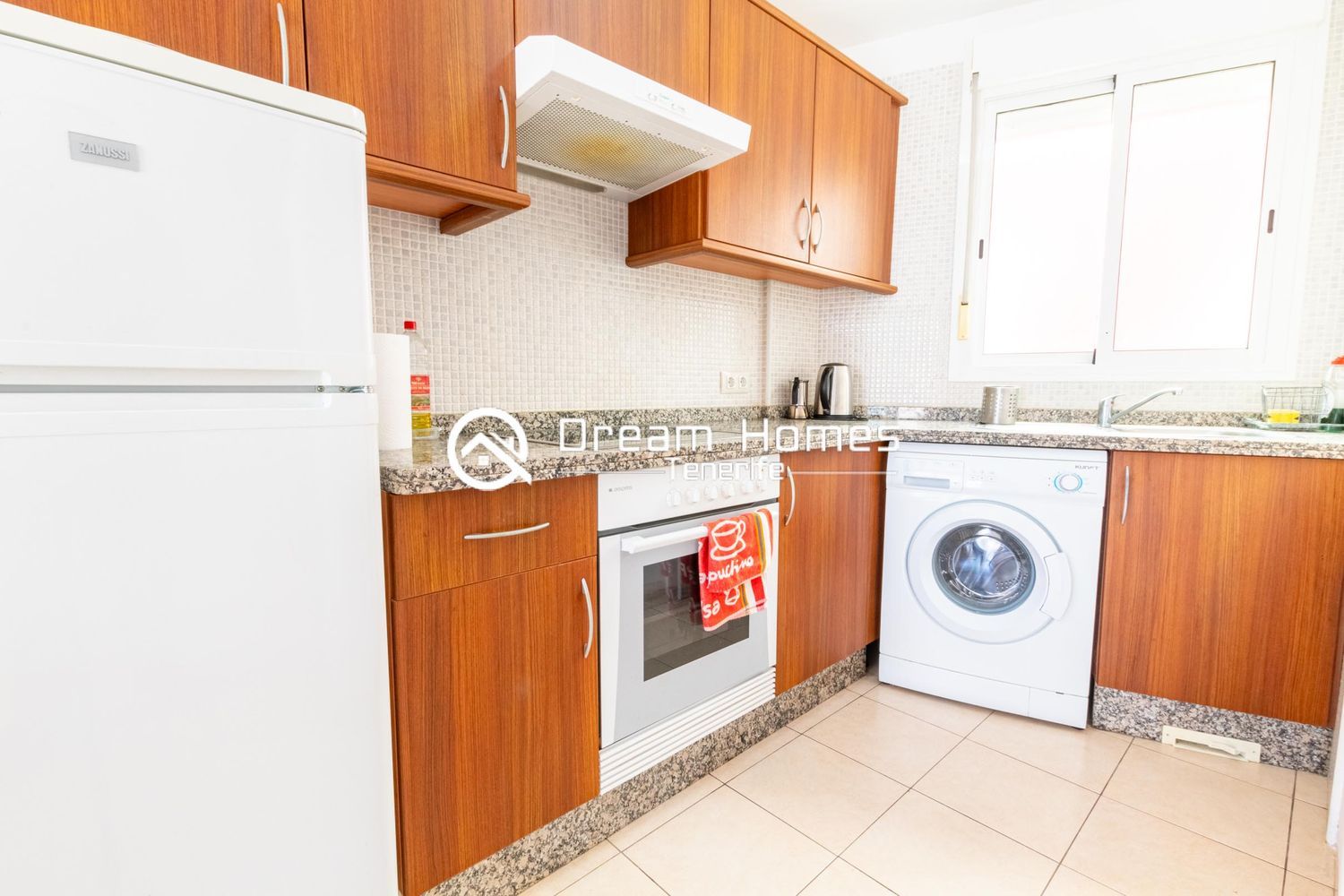 Lovely 1BR Apartment in Complex Kitchen Real Estate Dream Homes Tenerife