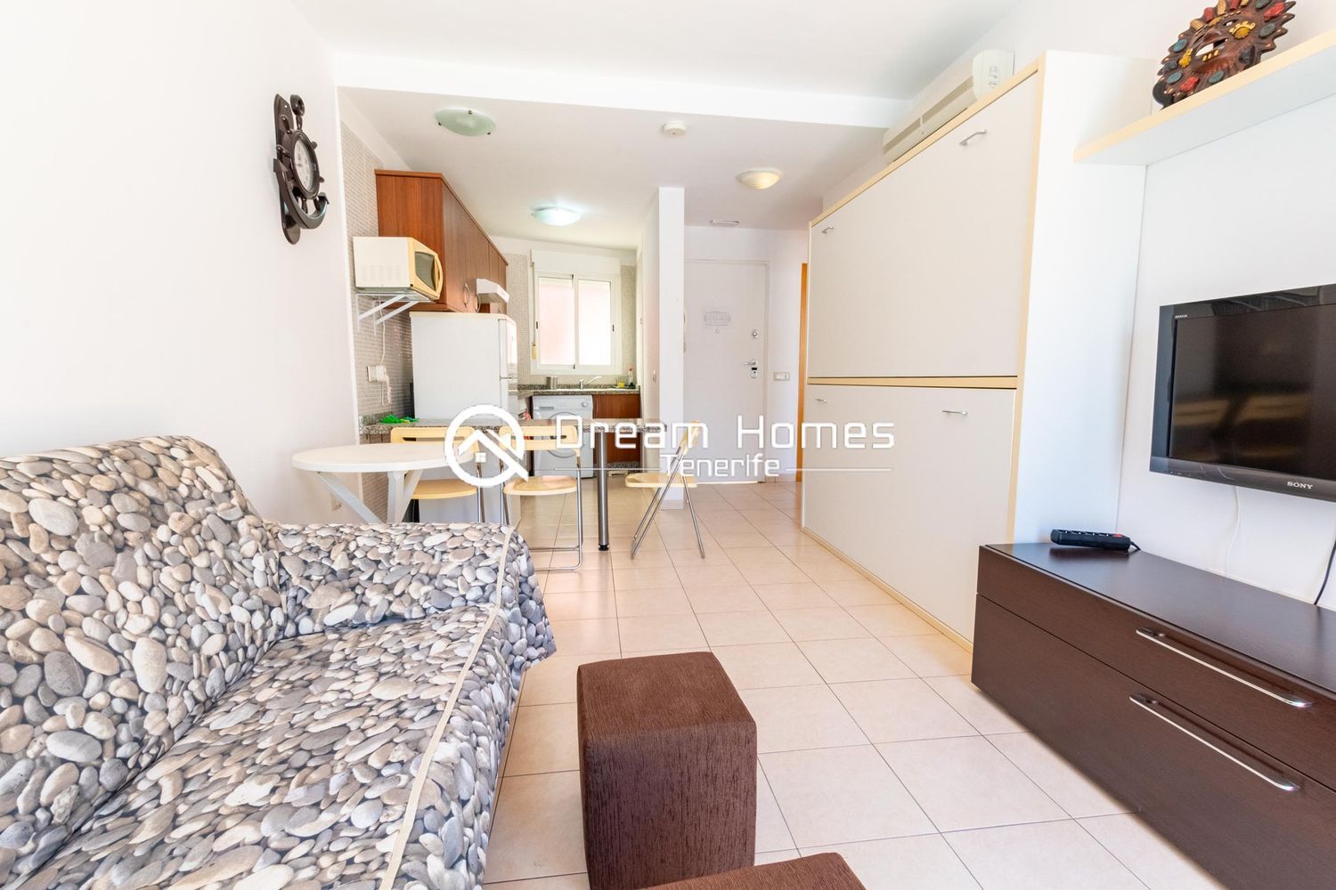 Lovely 1BR Apartment in Complex Living Room Real Estate Dream Homes Tenerife