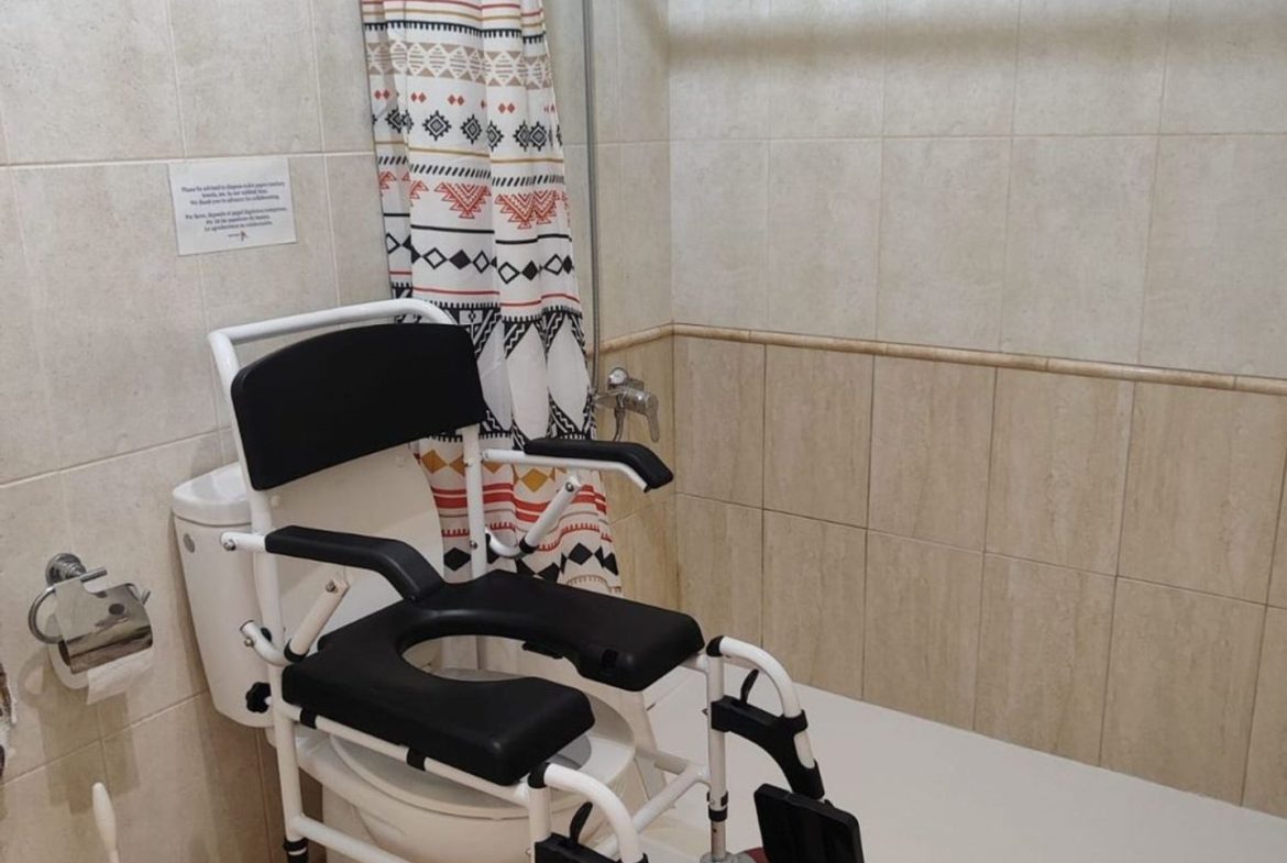 Sun-Filled 2BR Apartment Bathroom Real Estate Dream Homes Tenerife