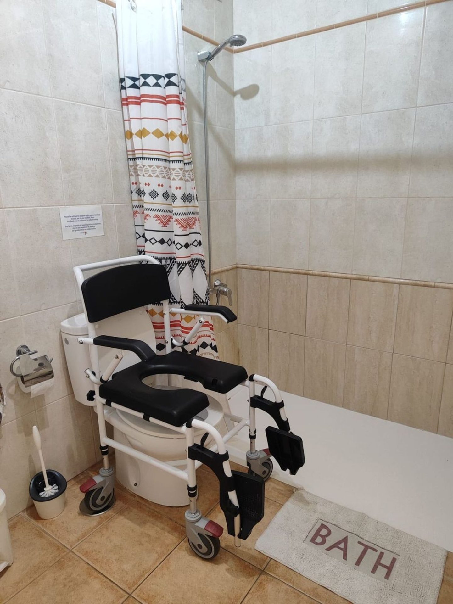 Sun-Filled 2BR Apartment Bathroom Real Estate Dream Homes Tenerife