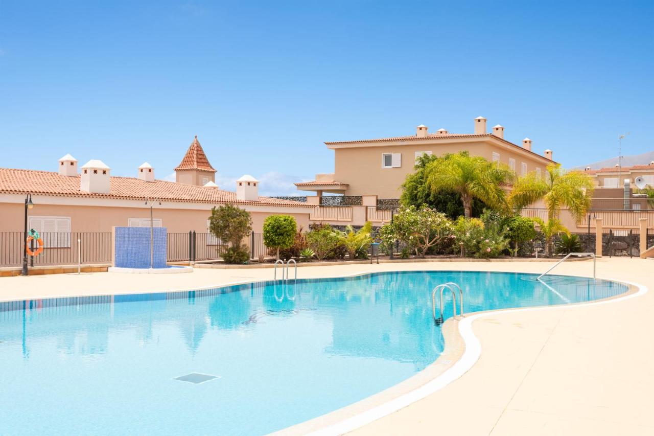 For Rent Two Bedroom Townhouse in Puerto de Santiago Terrace Garden Ocean View Swimming Pool33