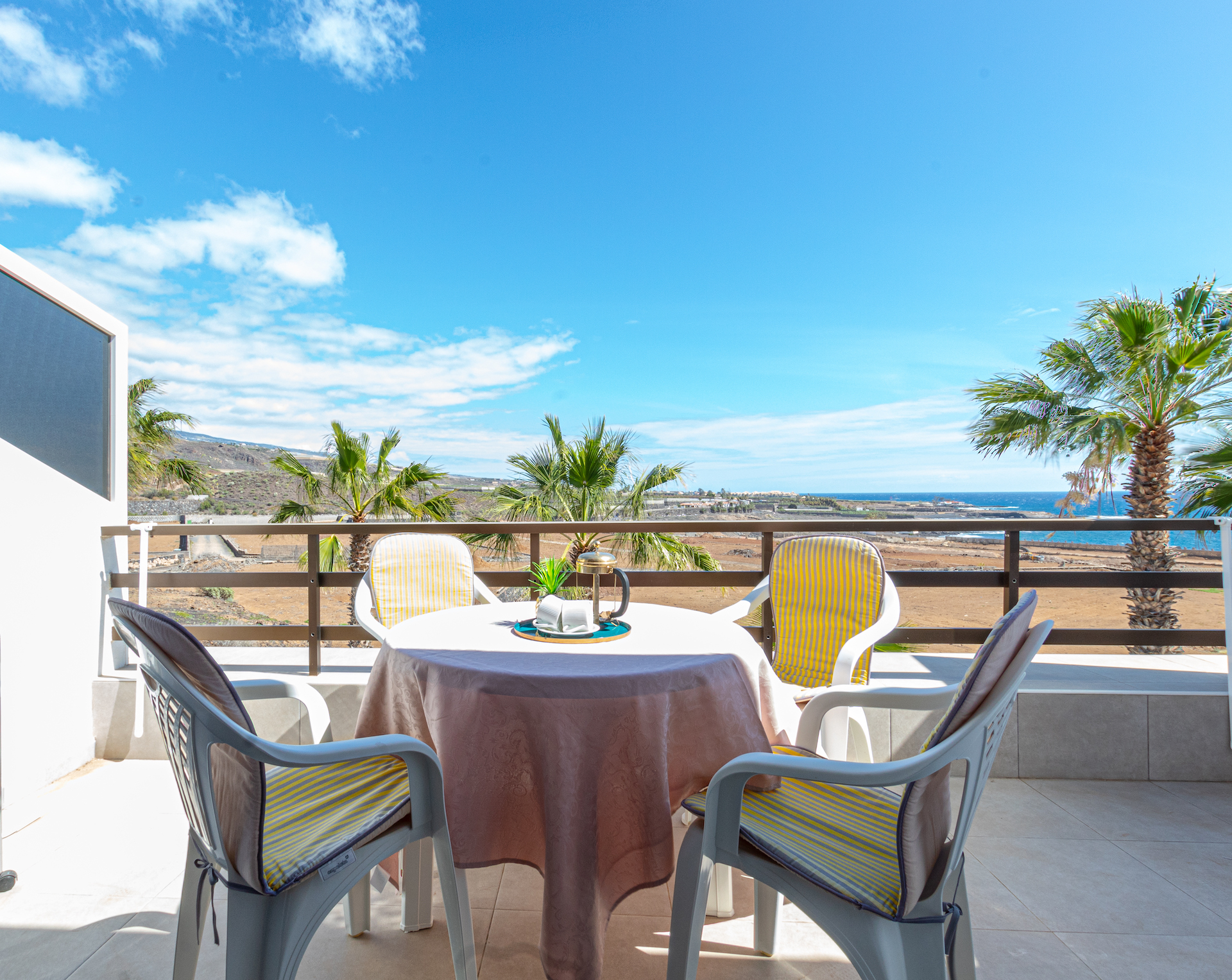 1 Bedroom Sunflower Apartment For Rent Tenerife28
