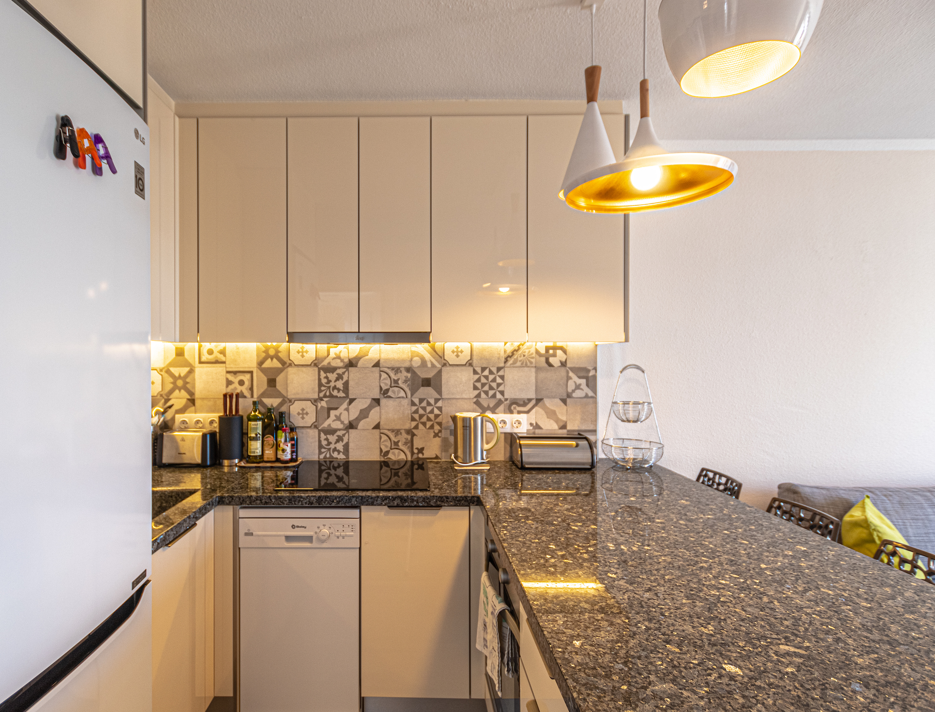 1 Bedroom Sunflower Apartment For Rent Tenerife33