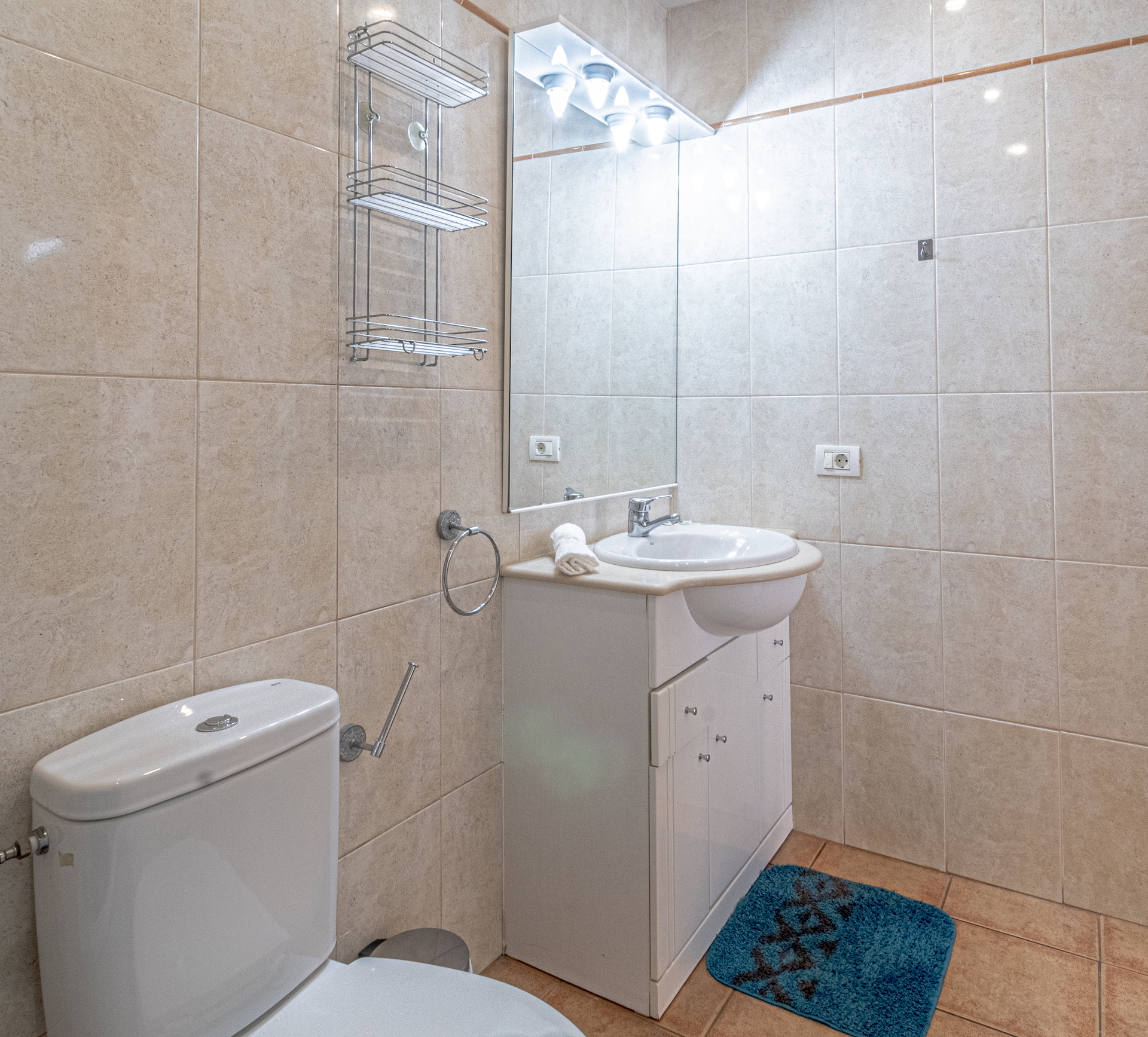 2 Bedroom Apartment For Rent Tenerife19